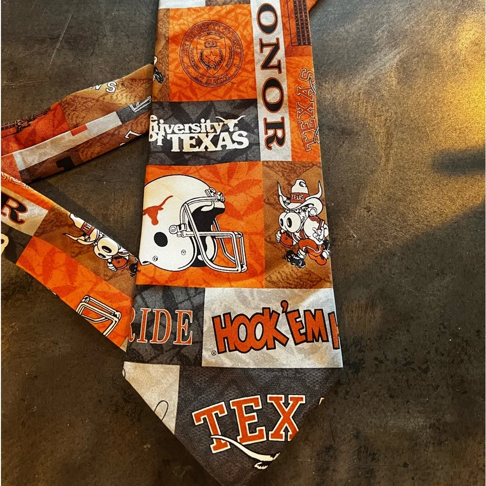 Texas longhorns tie new